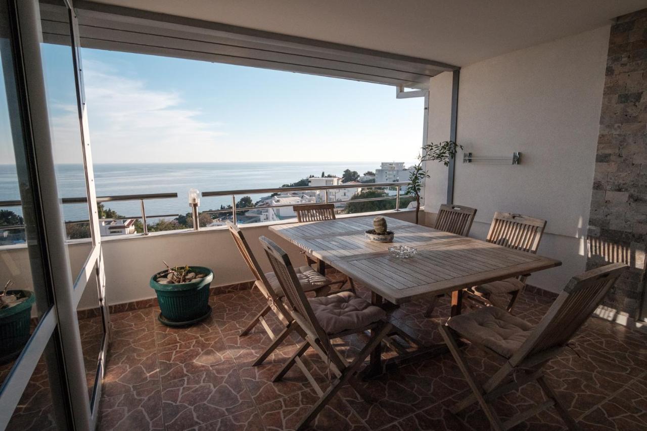 Hotel Freiburg Ulcinj Bagian luar foto
