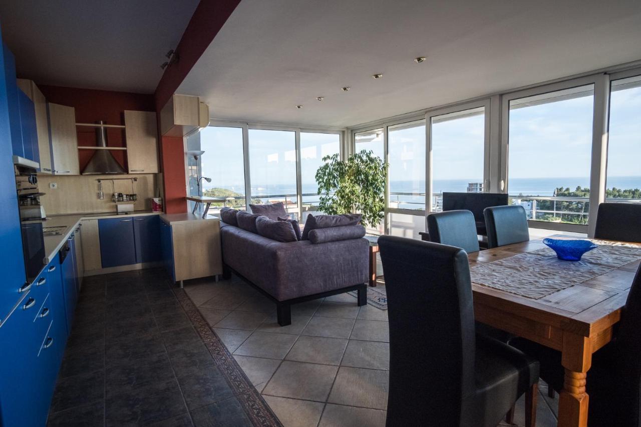 Hotel Freiburg Ulcinj Bagian luar foto
