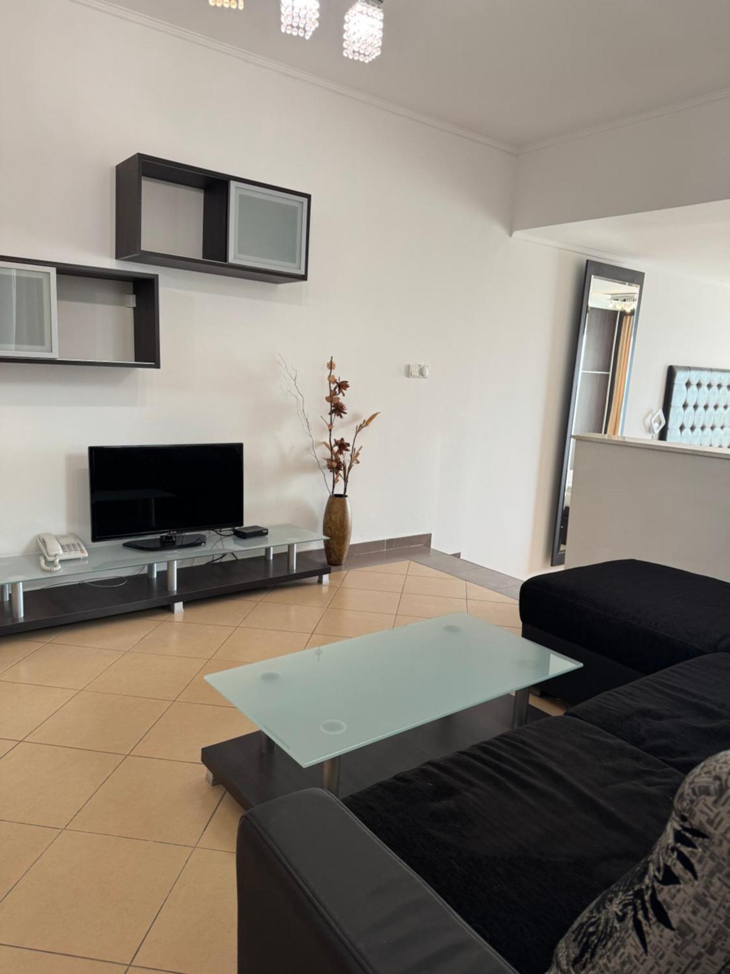 Hotel Freiburg Ulcinj Bagian luar foto