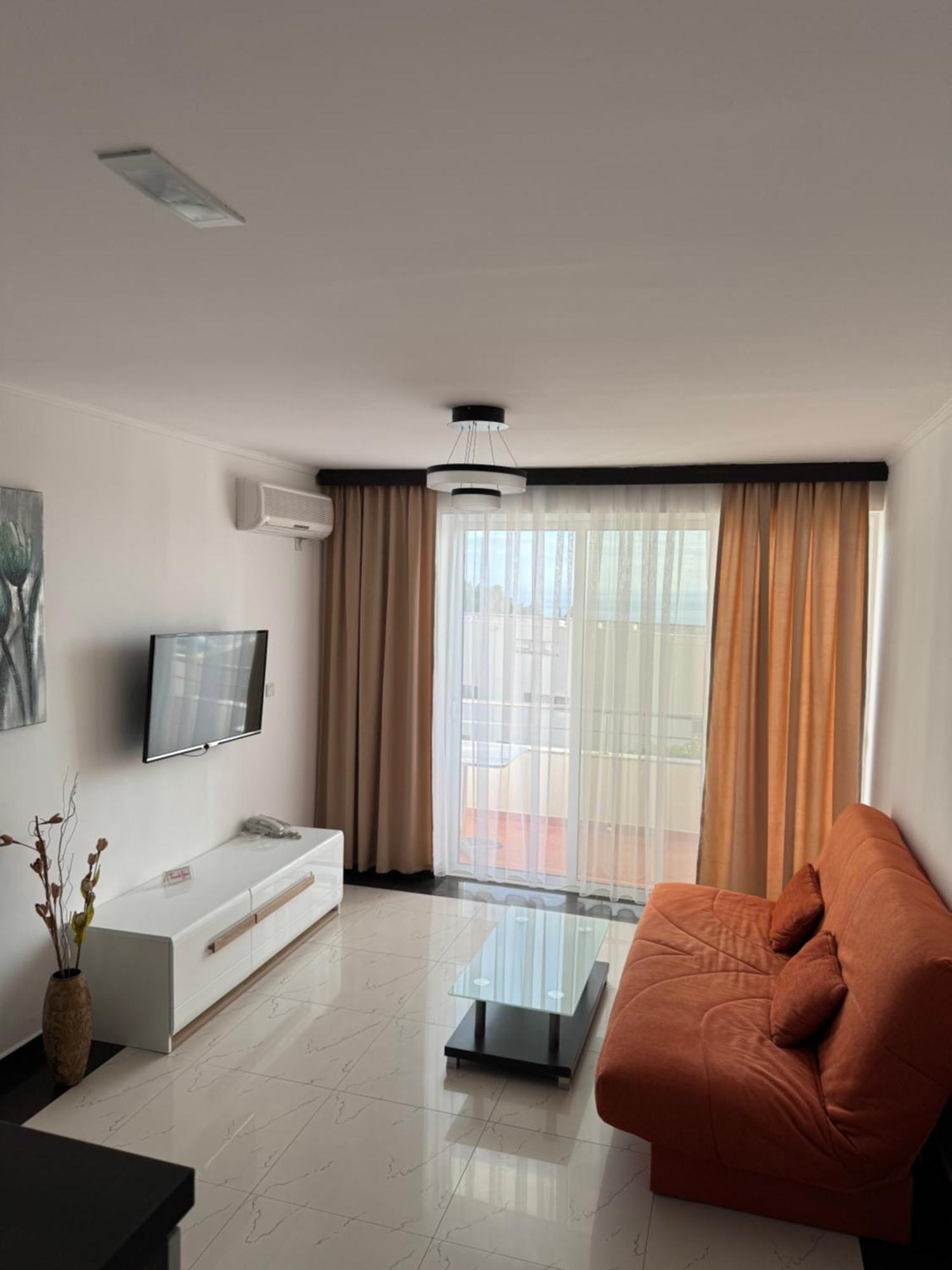 Hotel Freiburg Ulcinj Bagian luar foto
